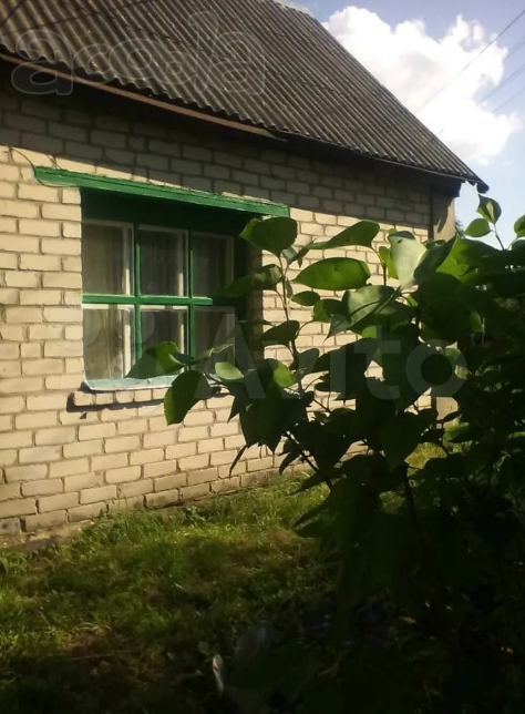 Дом 25 м² на участке 32 сот.